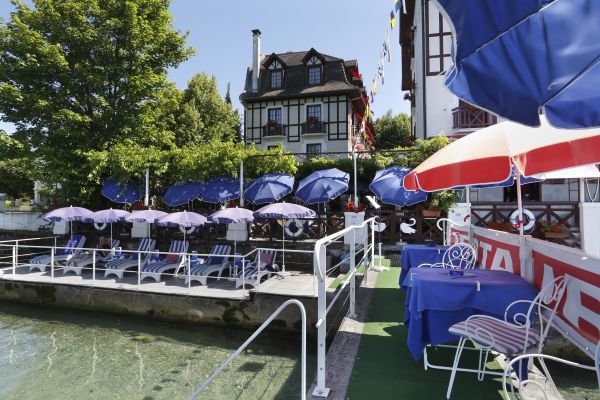 Hotel Les Cygnes (Evian-les-Bains)